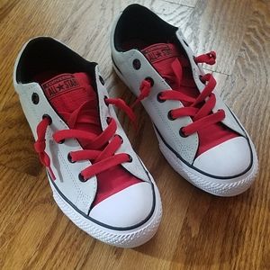 Boys converse sneakers *NEW